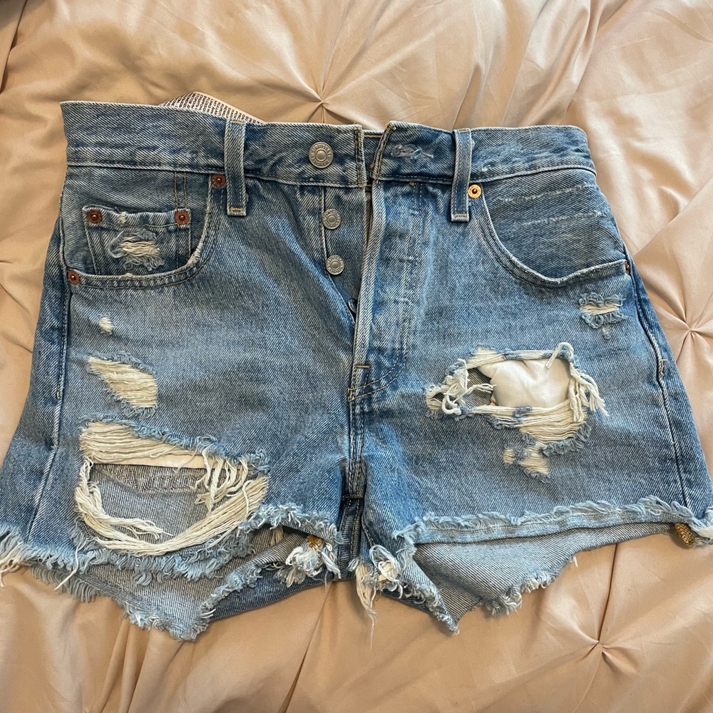 Levi’s jean shorts size W25 Blue